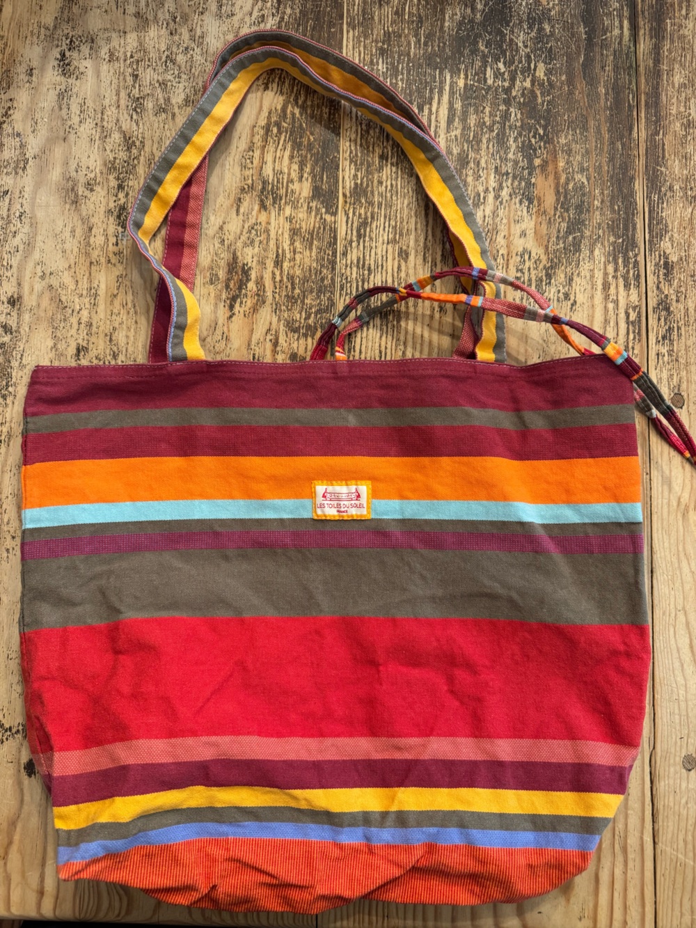 LES TOILES DU SOLEIL
Hampton Bag Bonbon Plume striped canvas tote